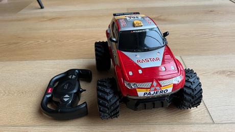 Autíčko na diaľkové ovládanie, 