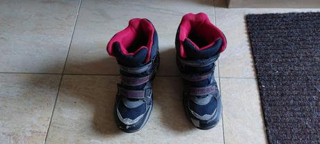 Zimne vysoke topanky c.36, norn,36