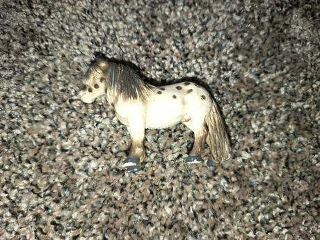 Schleich ponik,