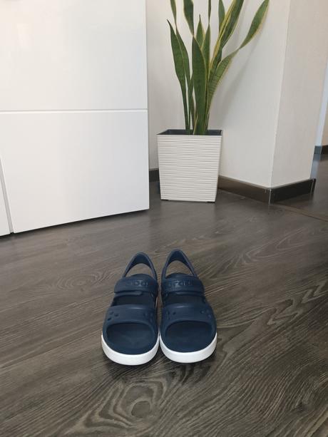Crocs j2- č.33-34, crocs,33