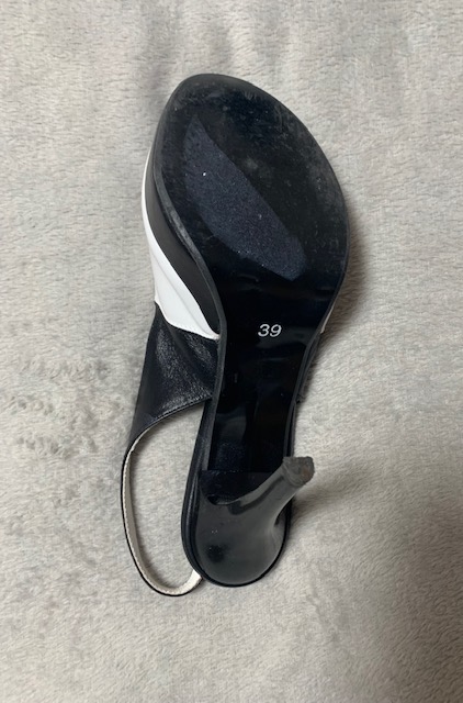 Čiernobiele kožené sandálky na platforme, 39