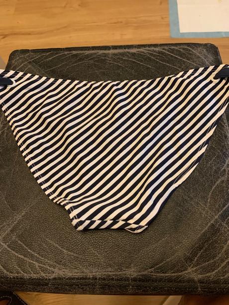 Spodok z plavok, authority,40