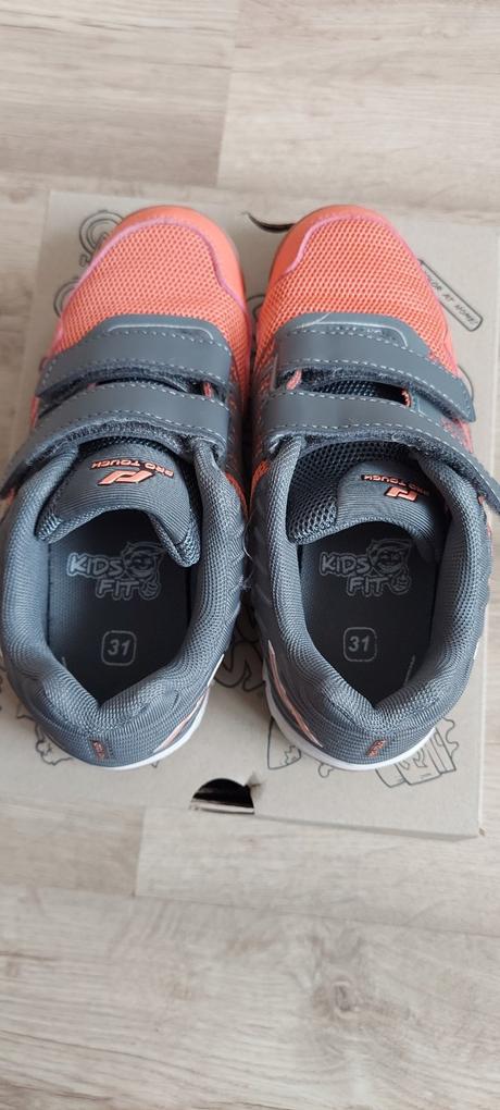 Tenisky halovky pro touch, 31