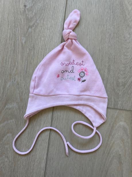 Čiapočka na zaväzovanie, <50