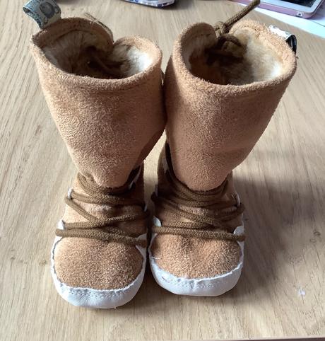 Capackove cizmicky next, next,<17