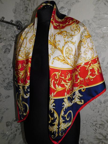 Pompoos kvalitná luxusna hodvabna elegantná šatka, xl