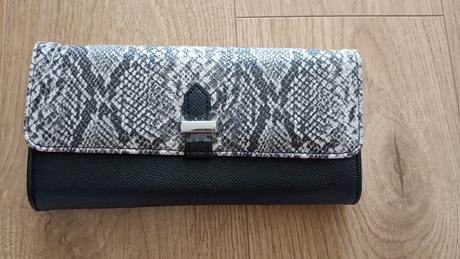 Peňaženka s hadím vzorom, avon