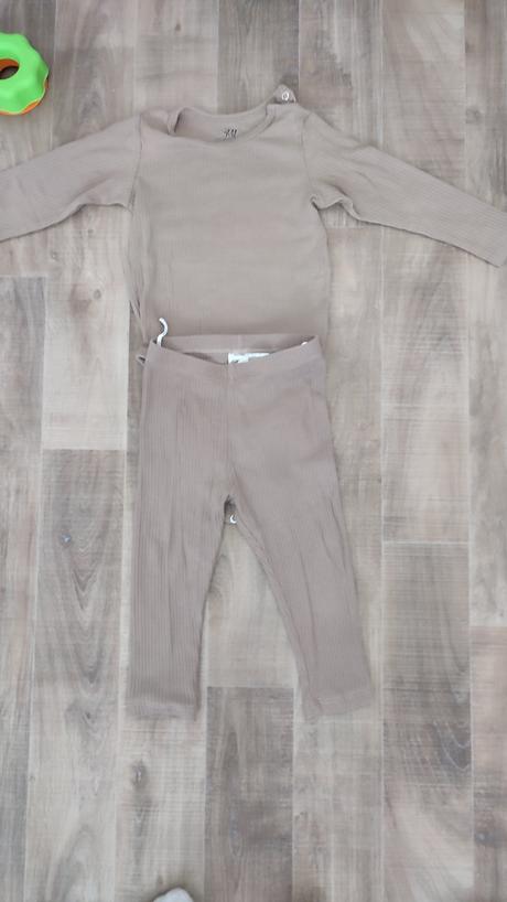 Rebrovana súprava 86, h&m,86