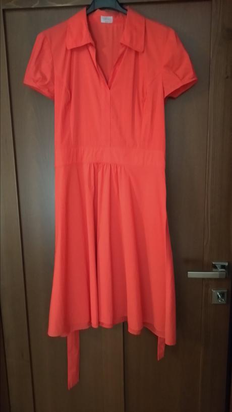 Šaty značkové, 38