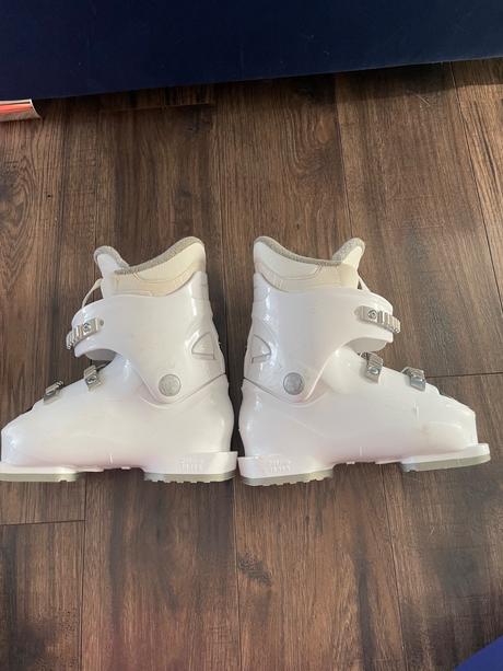 Lyziarky, rossignol,19