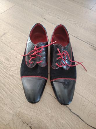 Spoločenské topánky, 40