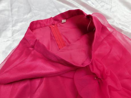 Velmi pekny komplet na slavnost, 32