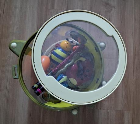 B-toys "bubon s kamarátmi" + 1ks navyše,