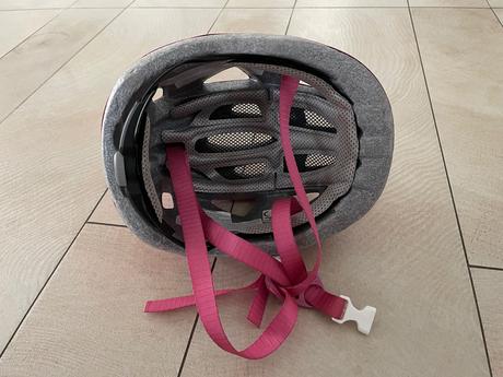 Cyklisticka prilba, xs