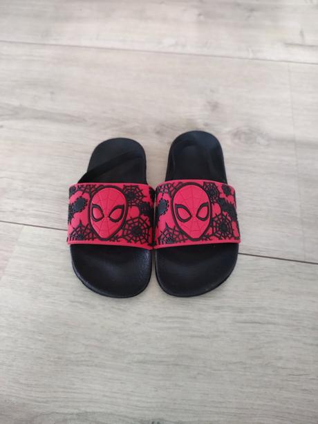 Šľapky spiderman, primark,29