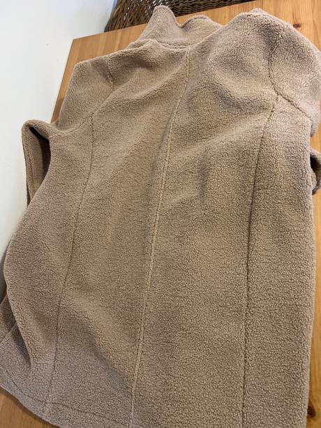 Kabat novy f&f, f&f,48