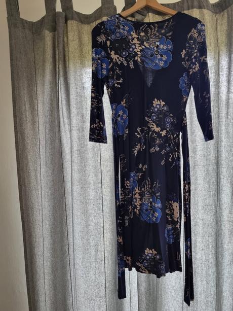 Predám modré šaty s kvetinovým vzorom veľ.  36, f&f,36