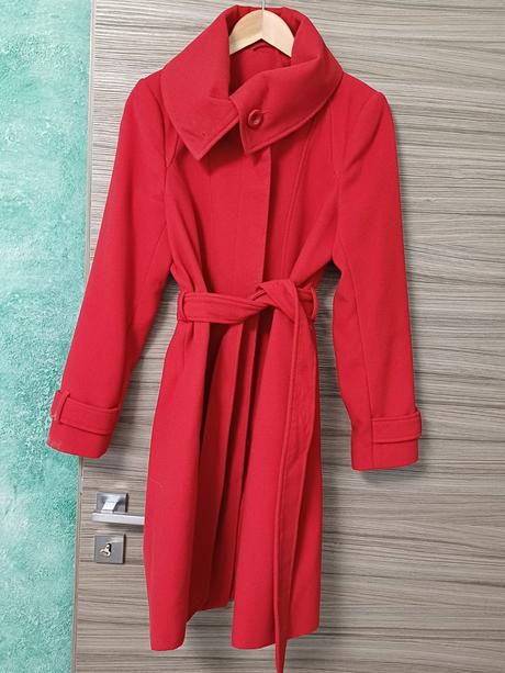 Červený kabát, f&f,40