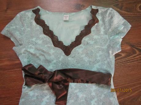 Romanticky top robi nadherny dekolt, s