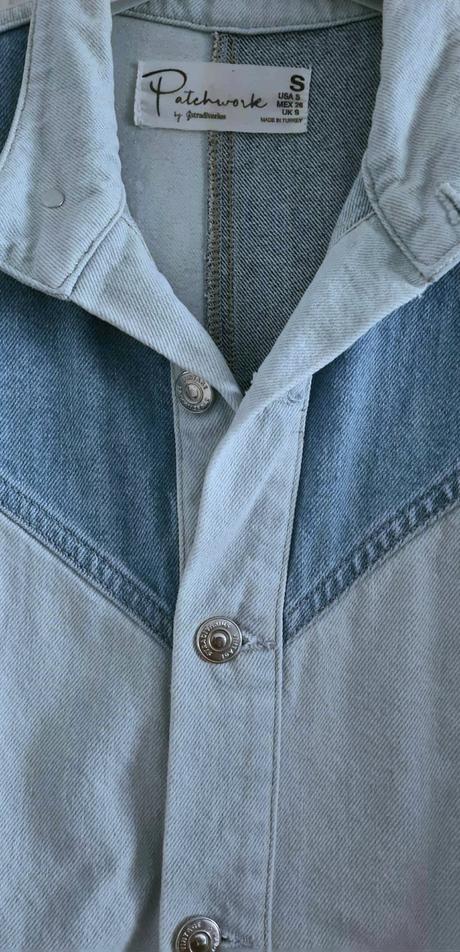 Riflové šaty, stradivarius,s