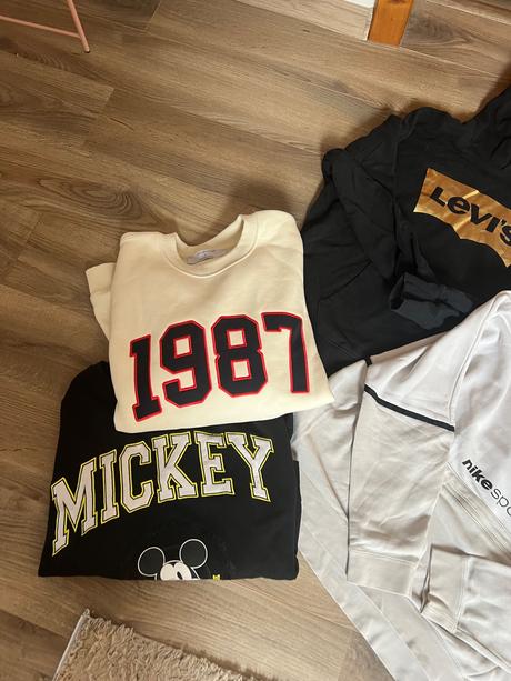 Balík mikín (značkové) levis, nike, nike,l