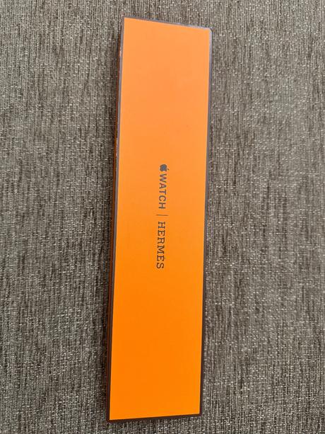 Hermès kožený naramok na apple watch, 