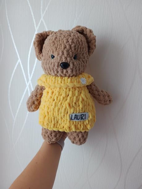 Pletený medvedík s menom dietatka, 