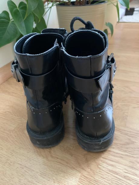 Čierné čižmy, stradivarius,38