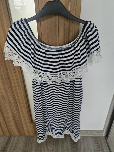 Mix oblečenia pre ženy, m