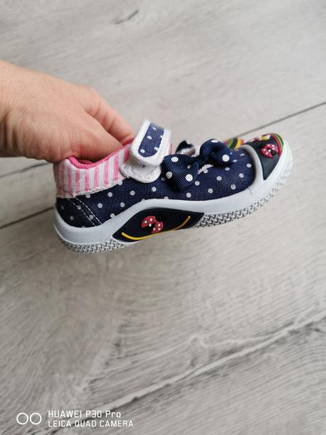 Dievčenské topánočky, 21