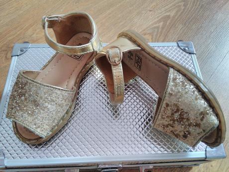 Dievčenské sandálky, f&f,23