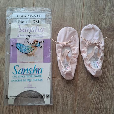 Dievčenské cvičky piškoty, 27