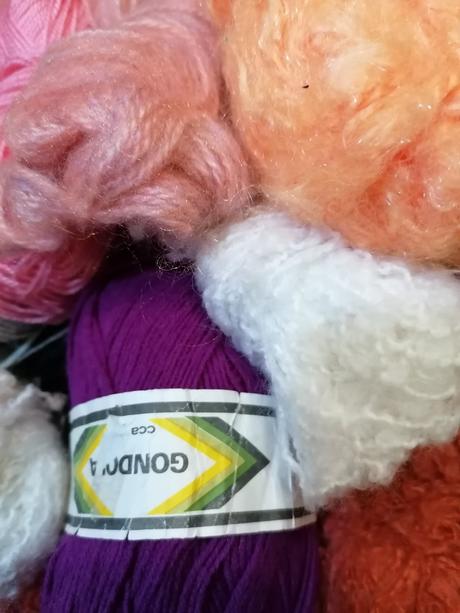 Zvyšky vlny na pletenie, 