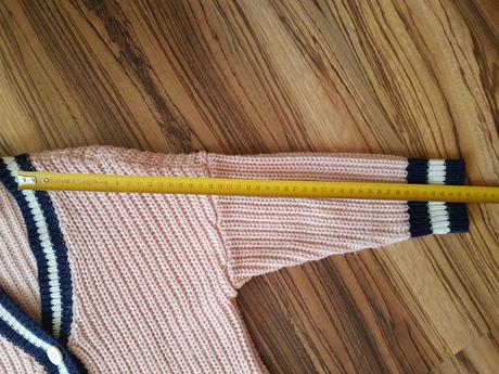 Sveter, reserved,116