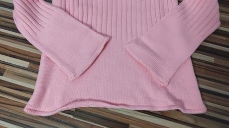 Ružový sveter, s
