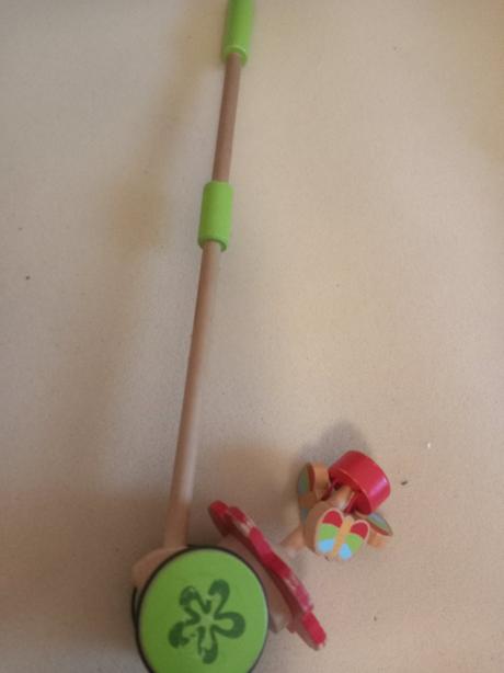 Drevená kvetinka na tlačenie, 