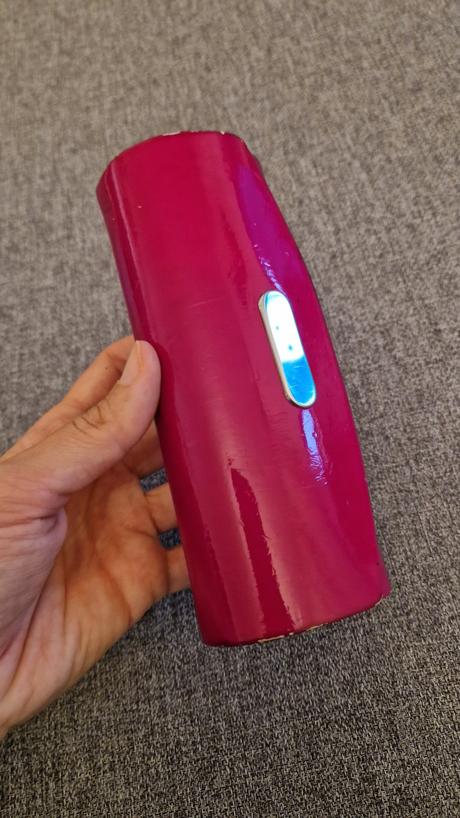 Cyklamenovy obal na okuliare,