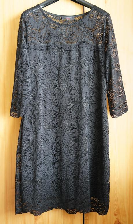 Spoločenské šaty, 44