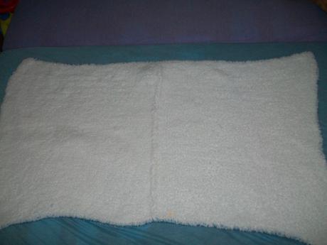 Deka rucne robena, velmi tepla biela, 