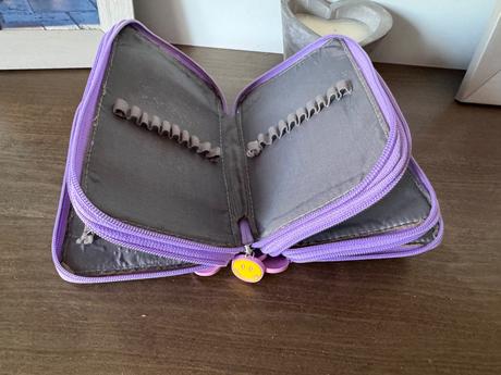 Fialový peračník, 