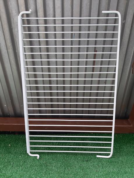 Polička do chladničky, 