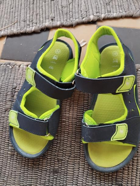 Detské sandále, 32