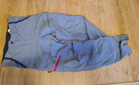 Turistické nohavice, decathlon,134