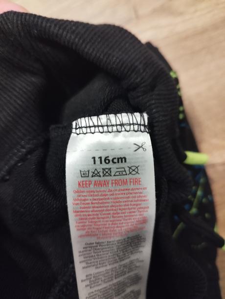 Tepláky v. 116, 116