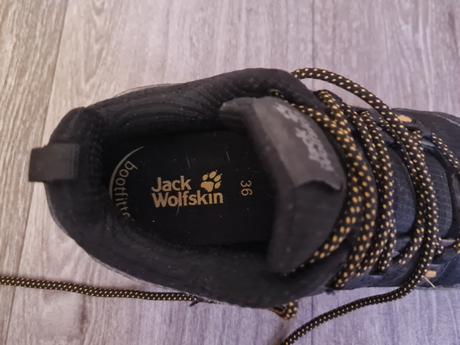 Turistické tenisky, jack wolfskin,36