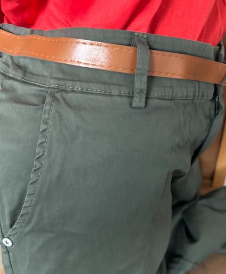Nove nohavice, 44 / xl