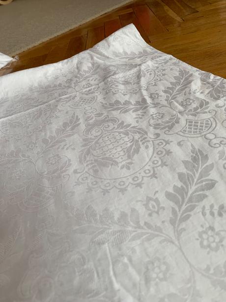 Latka na obliečky- tkaný vzor biela, 