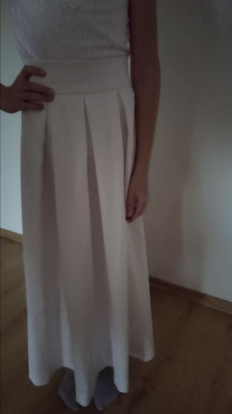 Šaty na prijímanie (pribalím plavky), 122