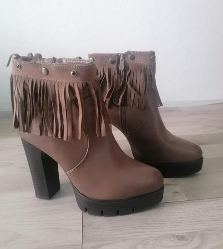 Dámske clenkove čižmy, 40