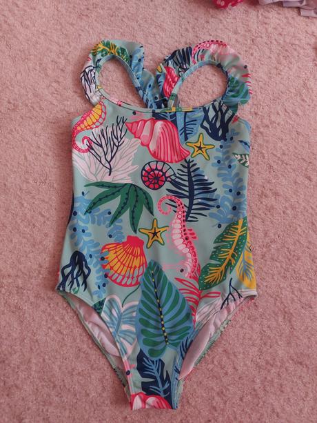 Plavky značky f&f, iba oprane na 6r., f&f,128